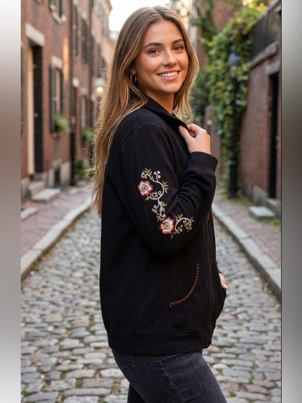 Vintage Maggie Sweet Sport Sz L Black Long Sleeve Embroidered Zip Floral Jacket